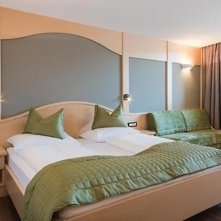 Hotel Salten 4*